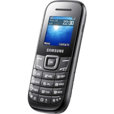 Abbildung von Samsung E1200 Handy (3,9 cm (1,52 Zoll) Display, Dual Band, Worterkennung) black