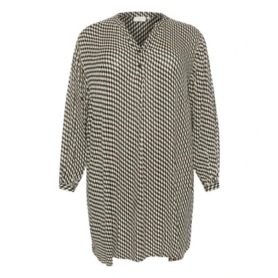 Abbildung von Kaffe Curve AMI LS Printed Bluse, Damen, Größe: 52, Black white wavy print