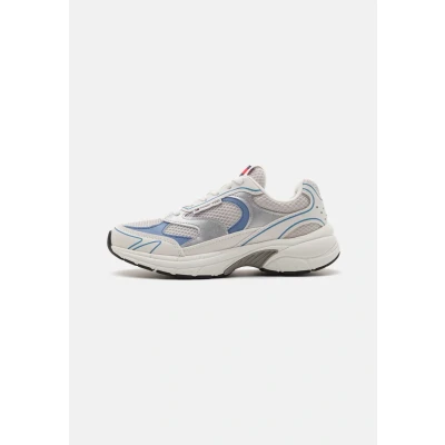 Abbildung von Tommy Jeans THE Coney Metallic Sneaker low, Damen, Größe: 37, Clear water Schuhe