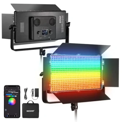 Abbildung von NEEWER 105W RGB LED Panel Videoleuchte Set mit Abschirmklappen 1200 LEDs 31500Lux@0,5m 2500K 10000K CRI96+/TLCI97+ dimmbar APP/2,4G/Panel/DMX Steuerung Studiofotografie und Video Beleuchtung, AP100C
