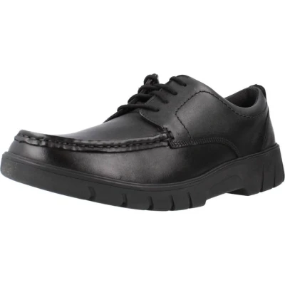 Abbildung von Sneakers Clarks Modell Branch Lace Farbe Schwarz