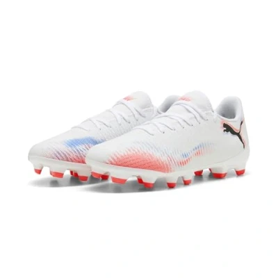 Abbildung von PUMA Damen Future 8 Play Fg/Ag WN&#039;s Fussballschuh, Weiß, Schwarz, leuchtendes Rot, 40.5 EU
