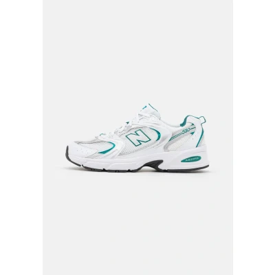 Abbildung von NEW BALANCE Herren 530 Sneaker, 43 EU