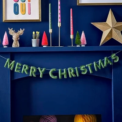 Abbildung von Ginger Ray Green Felt &#039;Merry Christmas&#039; Wimpelkette Banner Deko Hängende Girlande Dekoration