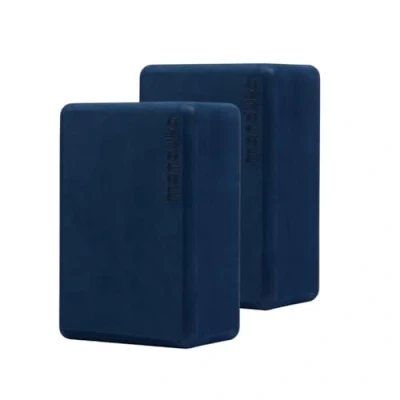 Abbildung von Manduka Yoga Block aus recyceltem Schaumstoff Requisite und Zubehör, bequeme Kanten, leicht, fest, rutschfest, recycelter Schaumstoff, Nachtblau, 22,5 x 15 10 cm (2 Stück)