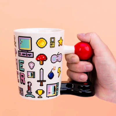 Abbildung von Tasse Game Over mit Controllergriff, ca. 12 x 9 cm