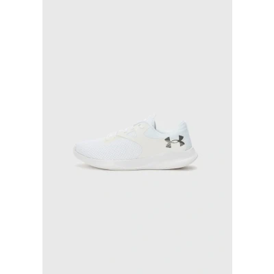 Abbildung von Under Armour Charged Aurora 2 Trainingsschuh, Damen, Größe: 37.5, White/metallic warm silver Schuhe