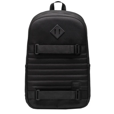 Abbildung von Herschel Fleet Skate Tagesrucksack, Größe: One Size, Black