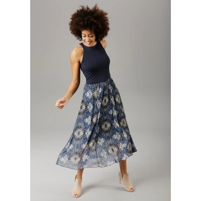 Abbildung von Aniston SELECTED Sommerkleid, mit Batik Druck