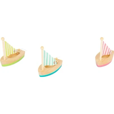 Abbildung von small Foot Wasserspielzeug Segelboote aus Holz, 3er Set Badespielzeug, Holzboote für Kinder ab 2 Jahre, 11653 Badewannenspielzeug Spielzeug