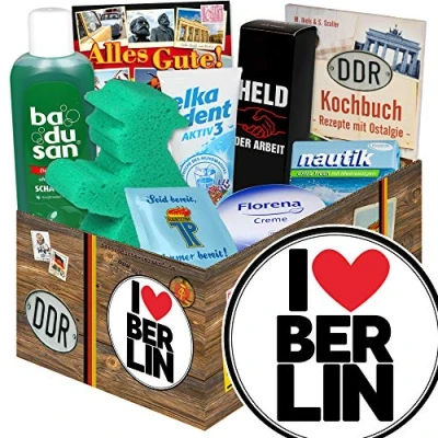 Abbildung von I love Berlin ++ DDR Geschenkbox Pflege witzige Geschenke