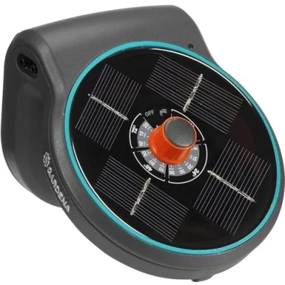 Abbildung von Gardena Solar Bewässerung AquaBloom Set: Solarbetriebenes Bewässerungssystem für Balkon und Kübelpflanzen, bis zu 4 m Höhe, Saison unabhängig (13300 20)