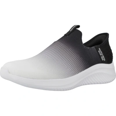 Abbildung von Sneakers Skechers Modell Slip Ins: Ultra Flex 3.0 Farbe Schwarz