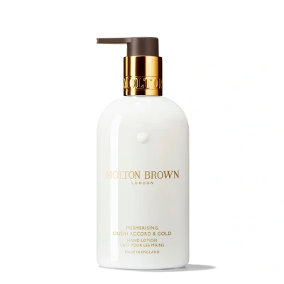Abbildung von Molton Brown Mesmerising Oudh Accord &amp; Gold Handlotion 300 ml
