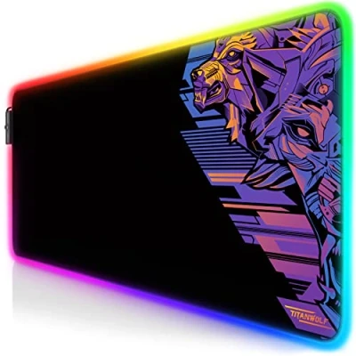Abbildung von Titanwolf RGB Gaming Mauspad LED Schreibtischunterlage 800x300 mm XXL Mousepad Multi Color 11 Beleuchtungs Modi 7 Farben Plus 4 Effektmodi abwaschbar Wolfshead
