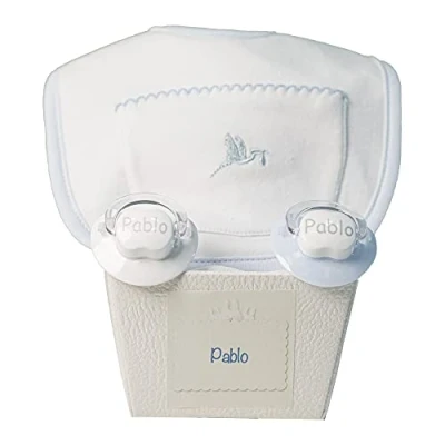 Abbildung von BebeDeParis Schnuller für Babys, personalisierbar mit Namen, Babys von 0 6 Monaten, BPA frei, präsentiert in eleganter Vintage Box (Blau, 2 + Lätzchen)