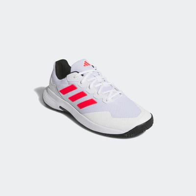 Abbildung von adidas Performance Gamecourt 2 Tennisschuh für Sandplätze, Herren, Größe: 42, Footwear white/lucid red/core black Textil/synthetik