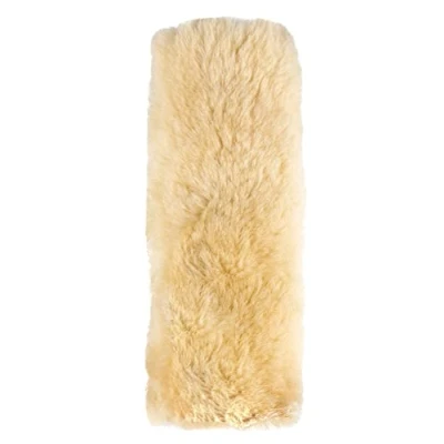 Abbildung von WALSER Millie 19998 Gurtpolster beige Lammfell