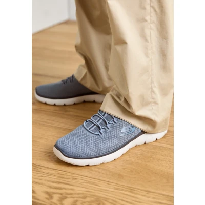 Abbildung von Skechers Sport Summits Sneaker low, Herren, Größe: 49.5, Slate Schuhe