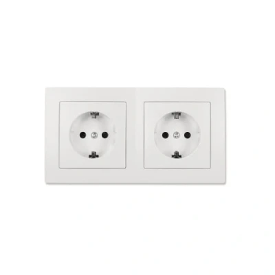 Abbildung von McPower Steckdose Steckdosen Set Flair Beginner 2S, 3 teilig, weiß