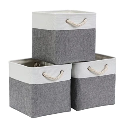 Abbildung von Mangata Aufbewahrungsbox 25x25x25 cm, Aufbewahrungskorb mit Griff, Aufbewahrung Korb Stoff für Regal, Schrank, und Kleidung (Faltbare, Grauweiß, 3er Set)