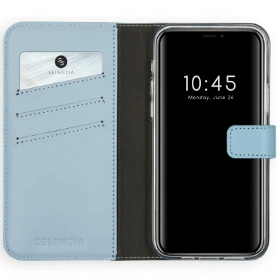 Abbildung von Apple iPhone 12 Pro Hülle Echtleder Selencia Klapphülle Handyhülle Hellblau