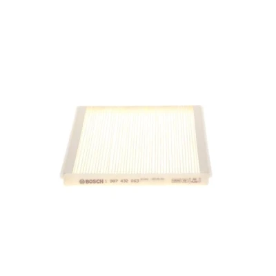 Abbildung von BOSCH 1 987 432 063 Innenraumfilter Partikelfilter 202 220 21 VOLVO: V40 Kombi, S40 I