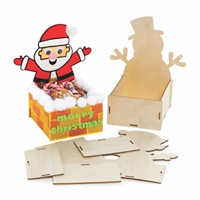 Abbildung von Baker Ross FC113 Weihnachtskisten Bastelset für Kinder 3er Pack, Holzbasteleien zum Basteln und Dekorieren, Weihnachtsdekorationen Selbermachen