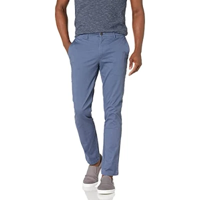Abbildung von Amazon Essentials Herren Chinohose, Komfortabler, Gewaschener Stretch, Skinny Passform (Früher Goodthreads), Jeans, 30W / 28L