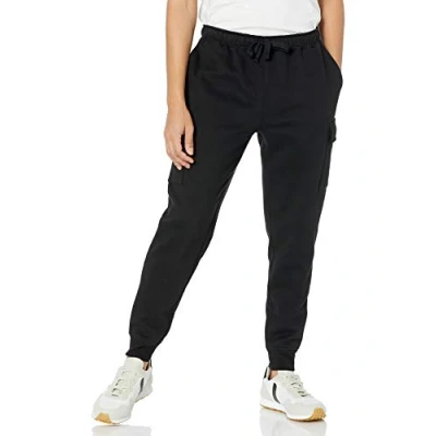 Abbildung von Amazon Essentials Herren Cargo Fleece Jogginghose, Schwarz, XL