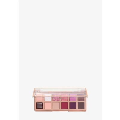 Abbildung von Revolution The Cherry Icon Rich Berry Palette Lidschattenpalette Berry, 12 hochpigmentierte Farben, vegan &amp; tierversuchsfrei