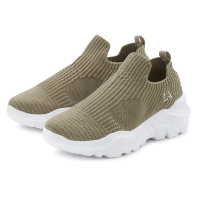 Abbildung von LASCANA Slip On Sneaker, Halbschuh, Slipper Sneaker Freizeitschuh, elastisches Mesh, leichte Sohle VEGAN