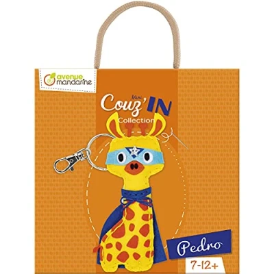 Abbildung von Avenue Mandarine KC132C Mini Couz&#039;In Pedro Giraffe, Schlüsselanhänger zum Nähen, ideal ab 7 Jahren, 1 Stück