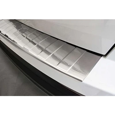 Abbildung von Ladekantenschutz aus Edelstahl mit 3D Abkantung passend für Skoda Karoq ab 2022 (Faceliftmodell) AZUGA AZ29000212 Stoßstangenschutz