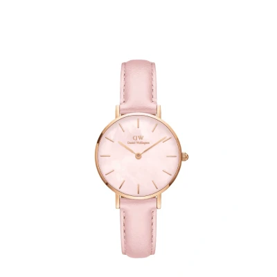 Abbildung von Daniel Wellington Petite Cherry Blossom Uhr Rose goldcoloured, Größe: 28, gold coloured