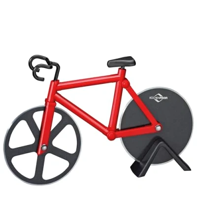 Abbildung von Küchenprofi Pizzaschneider BIKE, Rostfreier Edelstahl und Kunststoff, Antihaftbeschichtete Räder, Fahrrad Pizzaroller mit Ständer, Für Pizza, Flammkuchen, Fladenbrot, Rot Schwarz