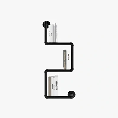 Abbildung von pamo Bücherregal im Industrial Look Design Harry Wandregal schwarz aus stabilen Rohren zur Wandmontage Regal schmal Rohrsystem Eckregal Wand