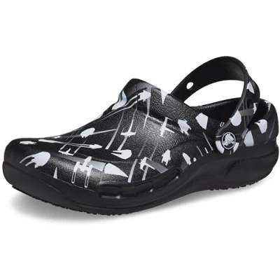 Abbildung von Crocs Unisex Bistro Graphic Clog Clog, Star Wars Black, 41/42 EU
