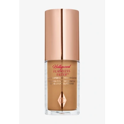 Abbildung von Charlotte Tilbury Hollywood Filter Travel SIZE Foundation, Damen, Größe: 5.5 ml, 6.5 deep