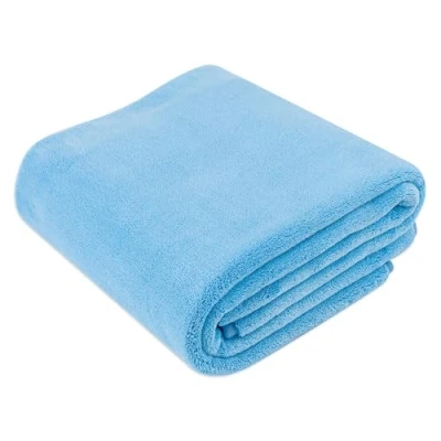 Abbildung von Amazon Basics Mikrofasertücher für Autos, Reinigungstuch, 63.5 x 91.4 cm, blau