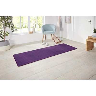 Abbildung von Hanse Home Nasty Läufer Flauschiger Kurzflor Teppich Einfarbig Unifarben für Esszimmer, Wohnzimmer, Kinderzimmer, Flur, Schlafzimmer, Küche Uni Violett, 80x300cm