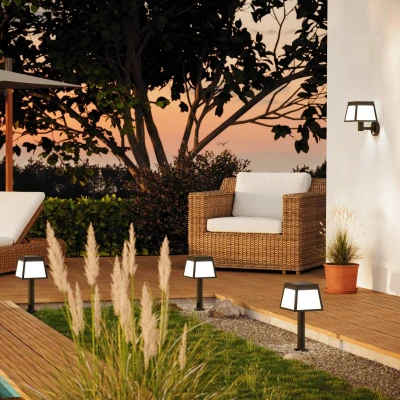 Abbildung von EGLO LED Solarlampe stehend Altilia, Außenlampe mit Erdspieß und Bewegungsmelder, Solar Stehlampe außen, Außenleuchte Garten aus schwarzem Kunststoff, IP44, 56 cm