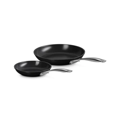 Abbildung von Le Creuset Bratpfannen Essential Antihaft Keramik, 2er Set 20 cm/26 cm Für alle Wärmequellen