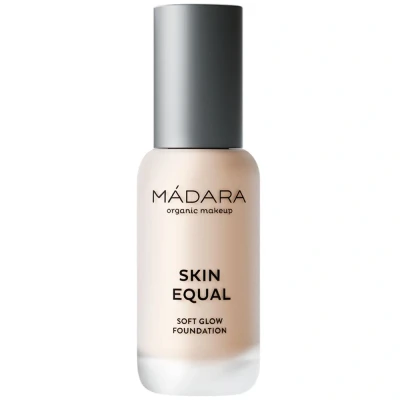 Abbildung von MÁDARA SKIN Equal SOFT GLOW Foundation SPF15 Foundation, Größe: 30 ml, #10 porcelain ivory