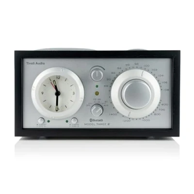 Abbildung von Tivoli Audio Model Three Bluetooth UKW /MW Radiowecker (Schwarz / Silber)