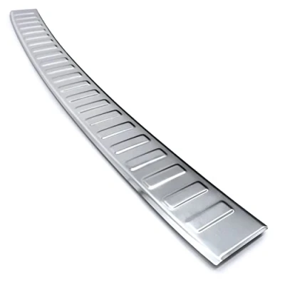 Abbildung von tuning art BL1025 Ladekantenschutz mit Abkantung passend für Opel Insignia B 2 Grand Tourer FL, Farbe:Silber
