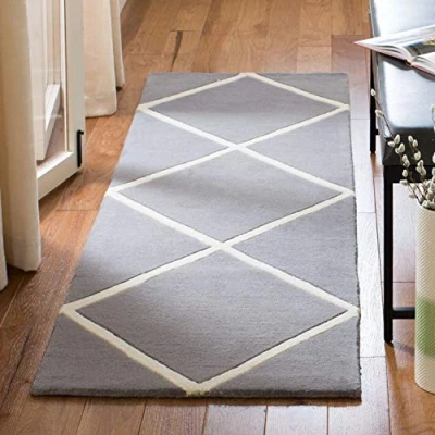 Abbildung von SAFAVIEH Zeitgenössische Teppich für Wohnzimmer, Esszimmer, Schlafzimmer Chatham Collection, Kurzer Flor, Dunkelgrau und Elfenbein, 69 X 213 cm