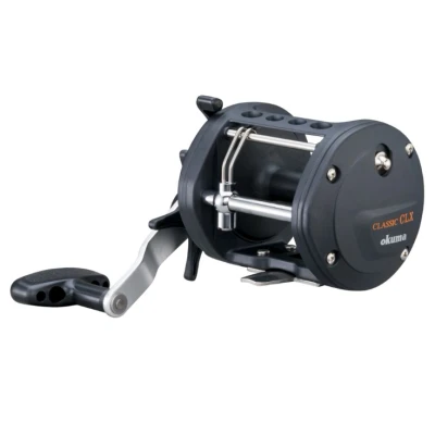 Abbildung von Okuma Classic CLX 450La Rechtshand Multirolle, 450m 0,45mm Schnurfassung, 3,8:1 Übersetzung, Gewicht: 441g, Bremskraft: 5kg, Angelrolle zum Meeresangeln, Meeresrolle