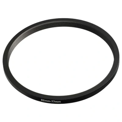Abbildung von vhbw Step Down Ring Adapter von 82 mm auf 77 für Kamera Objektiv Filteradapter, Metall, Schwarz