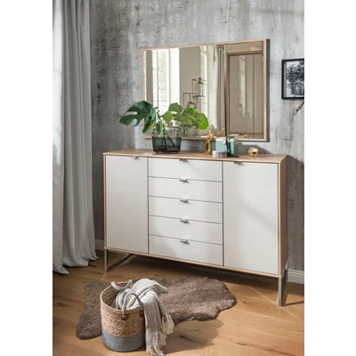 Abbildung von WIEMANN Kombikommode &quot;Barcelona&quot;, mit eleganten Glasfronten und Kufen